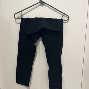 Lulu Lemon Low Rise Reversible Capris